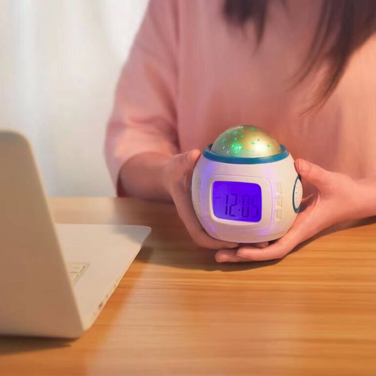 Electronics And Gadgets G - Jam Alarm Tampilan Celestial Shine Lampu